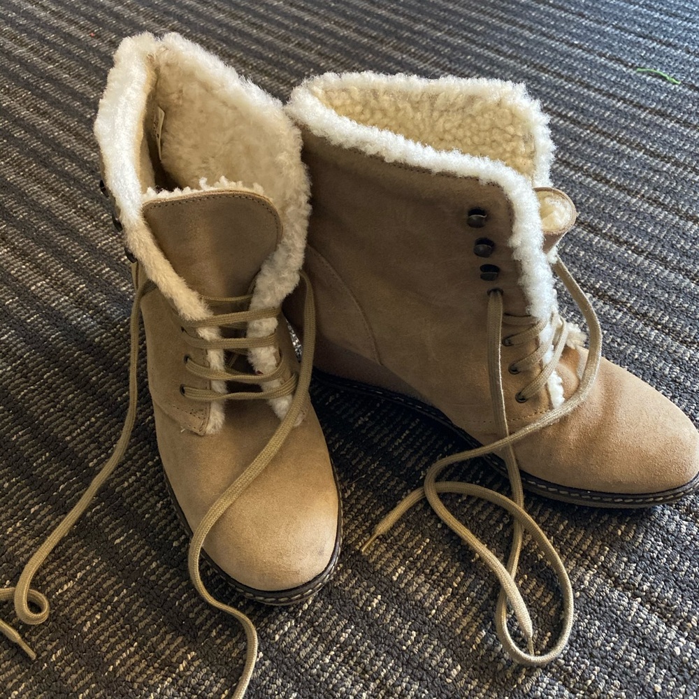 Jcrew boots with Sherpa lining
